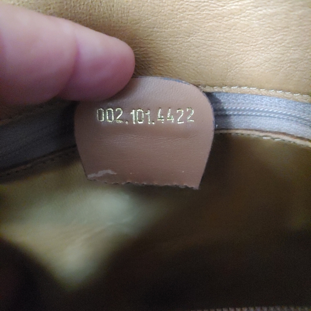 VINTAGE Authentic GUCCI BAG. GG LOGO. NEW LINING. EUC. - Picture 8 of 11